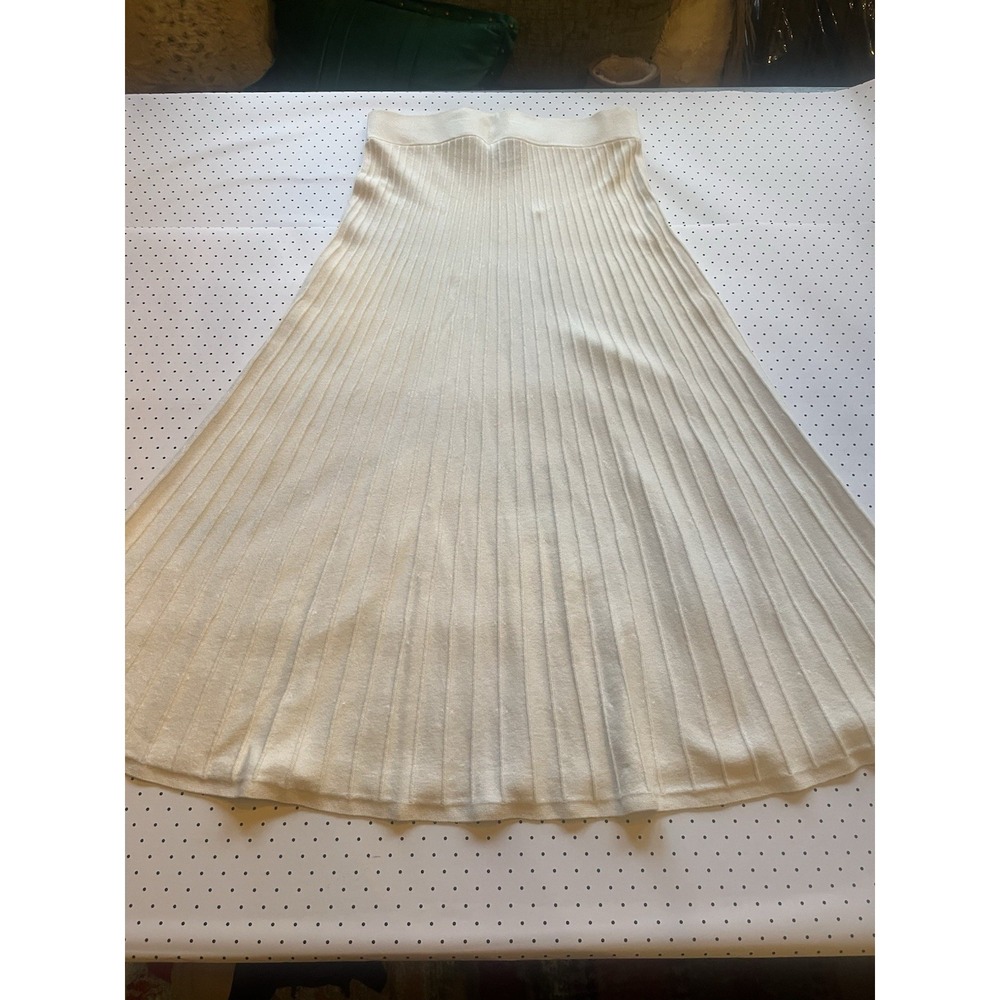 Banana Republic Cream Ribbed Knit Midi Skirt Women's Small Quiet Luxury